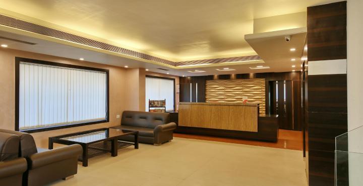 Jhānsi Hotel Sheela Shree Plaza מראה חיצוני תמונה